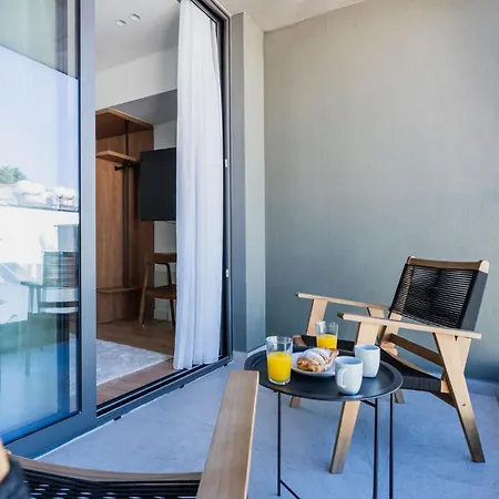 Daire W Balcony Near